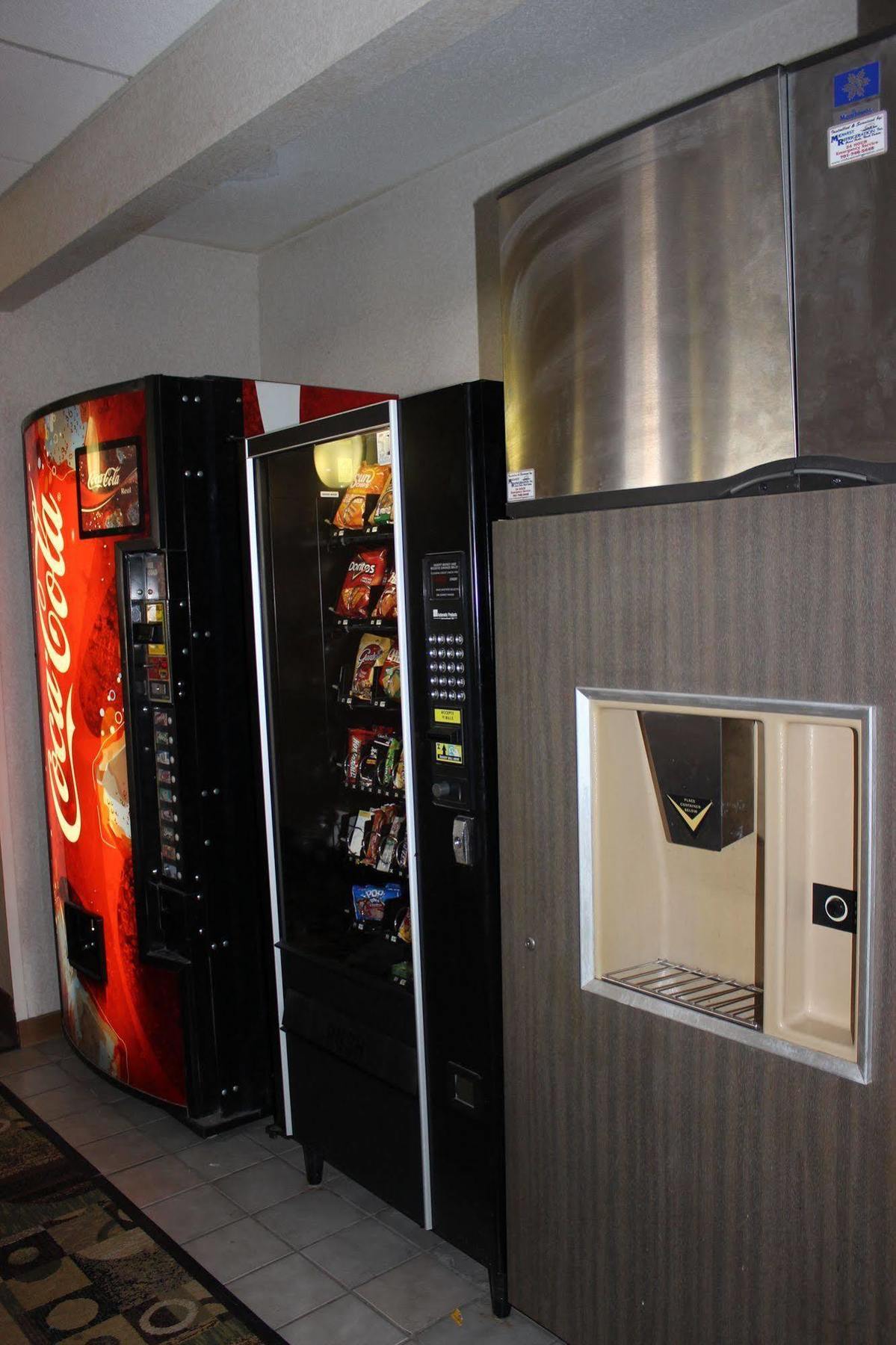 Days By Wyndham Columbia Mall Hotel